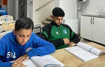 Cizre’de genç sporcular saha ve kitap arasında köprü kuruyorlar