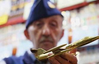 Çocukluk hayali pilotluktu, 60 yıldır 300’e yakın uçak maketi topladı