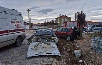 Çorum’da iki otomobil çarpıştı: 1 yaralı