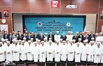 Diyanet Akademisi’nde mezuniyet heyecanı