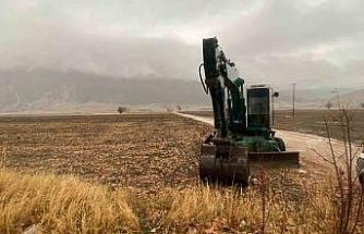 DSİ’ye ait kepçenin çalınıp define arandığı iddiası