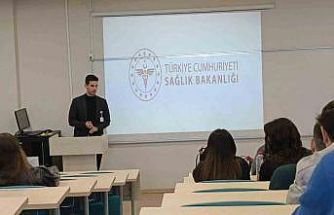 Düzce’de bebek, çocuk ve genç akademisi eğitim yapıldı