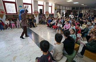 Edebiyat şehrinde çocuklarla masal buluşması