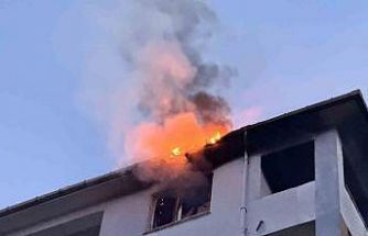 Edirne’de dairede çıkan yangın çatıya  sıçradı