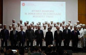 Edirne’de Dini İhtisas Merkezi ilk mezunlarını verdi