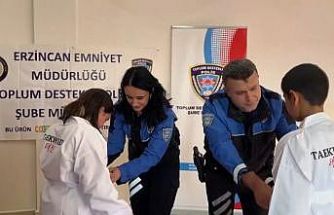 Emniyetten öğrencilere tekvando kıyafeti sürprizi