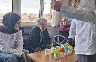 ESOGÜ öğrencilerinden yaşlılar için anlamlı etkinlik