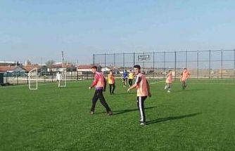 Futbol takımı seçmelerinde büyük coşku yaşandı