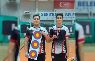 Gaziantep Okçuluk Kurtuluş Kupası İl Şampiyonası’nda Erdem Koleji rüzgarı