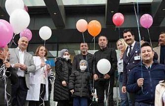 Gaziantep’te kanseri yenen Melih Tuğra için gökyüzüne balonlar bırakıldı