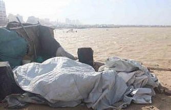 Gazze’de şiddetli fırtına Filistinlilerin sığındığı çadırları vurdu