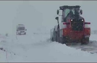 Gercüş’te kardan kapanan 45 köy yolu ulaşıma açıldı