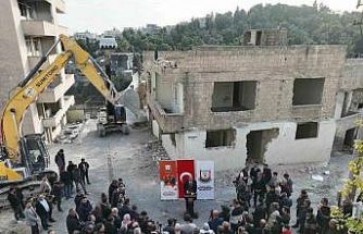 Gülpınar: "Bazıları konuşur bazıları yapar"