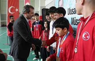 Gürsu’nun sporcularına ödül yağdı