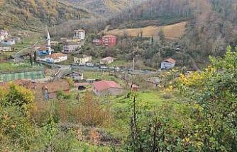 Hasta ziyaretinden dönerken annesiyle kurşunların hedefi oldu