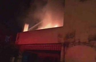 Hatay’da müstakil ev alevlere teslim oldu