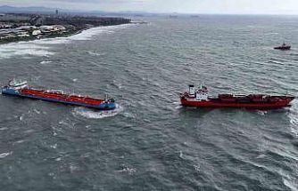Hava şartları düzeldiğinde karaya oturan gemiyi kurtarma çalışmaları başlaycak