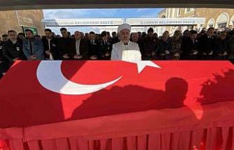 Hayatını kaybeden Çorumlu üsteğmen son yolculuğuna uğurlandı