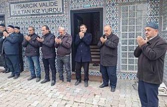 Hisarcık’ta umre kafilesi dualarla uğurlandı