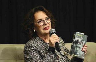 Hülya Koçyiğit: "Berrin Menderes’i canlandırmak içimde ukde kaldı"