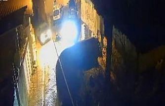 Husumetlisinin park halindeki aracına zarar verdi