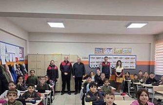 İlkokul öğrencilerine su verimliliği, balığın faydaları ve beslenme eğitimi