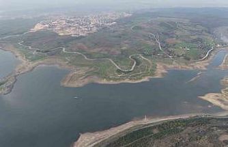 İstanbul’da kuraklığın en net görüntüsü: Barajdaki su seviyesi düşünce eski köy evleri ortaya çıktı