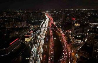 İstanbul’da yüzde 90’a ulaşan trafik havadan görüntülendi