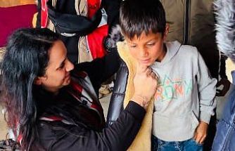 İstanbullu gönüllülerden Şanlıurfa’daki çocuklara hediye bot ve mont