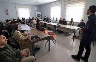 Kahramanmaraş’ta ’Pusula Maraş’tan farkındalık semineri