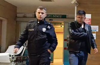 Kamyonet ile 3 araca çarptı, 2.49 promil alkollü olduğu tespit edildi