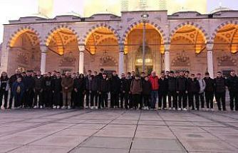 Karatay’da öğrenciler sabah namazı programında buluşuyor