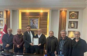 Kaymakam Dalak’ı duygulandıran kara kalem portre