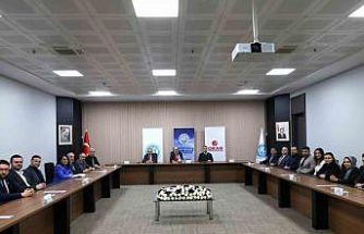 KAYÜ koordinesinde düzenlenen Dijital Görselleştirme ve Tasarım Araçları Eğitimi tamamlandı