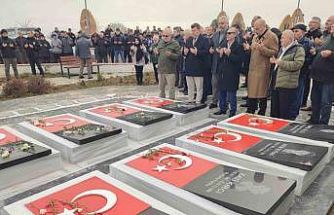 Keşan’da trafik kazasında hayatını kaybedenler için yapılan anıt açıldı