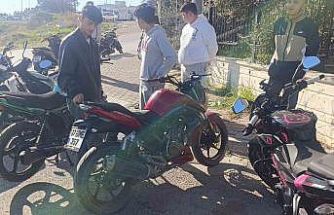 Küçük kıza çarpıp kaçtı, yüz metre ileride polise yakalandı