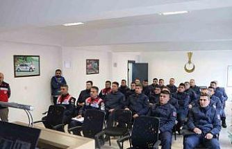 Kütahya Jandarma Komutanlığı personeline belgesiz hayvan hareketleri eğitimi