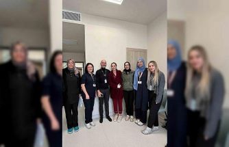 Kütahya Şehir Hastanesi’nde dev yumurtalık kitleleri başarıyla çıkarıldı