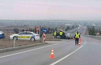 Kütahya’da otomobil ile traktör çarpıştı: 2 yaralı