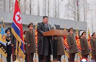 Kuzey Kore lideri Kim, Kursk cephesinden dönen askerlerini devlet nişanı ile onurlandırdı