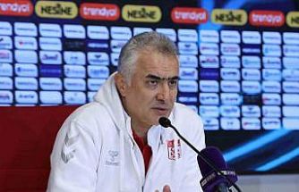 Mehmet Altıparmak: "Hakem formsuzdu ve kötü maç yönetti"