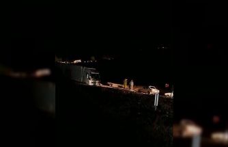 Mersin-Antalya arasında selle gelen mucurlar yolu kapattı