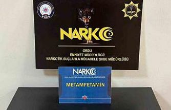 Midesinden 407 gram uyuşturucu çıktı: 2 tutuklama