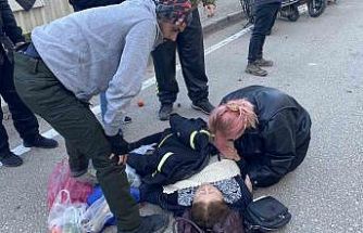 Motosikletin çarptığı kadın yaralandı