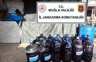 Muğla’da yenil yıl öncesi 1 ton 235 litre kaçak içki ele geçirildi