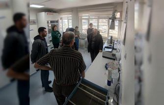 Öğrenciler analizleri yerinde gördü