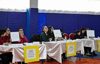 Okullar arası bilgi yarışması