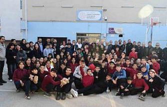 Osmangazi Belediyesi’nden çocukların içlerini ısıtan dayanışma