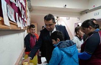 Özel ve engelli bireyler eserleriyle göz doldurdu