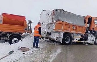 Palandöken geçidinde karla mücadele ekiplerinin nefes kesen mesaisi